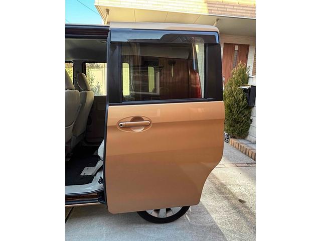 スペーシア Ｘ　ＥＴＣ　全周囲カメラ　両側スライド・片側電動　ナビ　ＴＶ　スマートキー　アイドリングストップ　電動格納ミラー　シートヒーター　ベンチシート　ＣＶＴ　盗難防止システム　ＡＢＳ　ＣＤ　ＵＳＢ（11枚目）