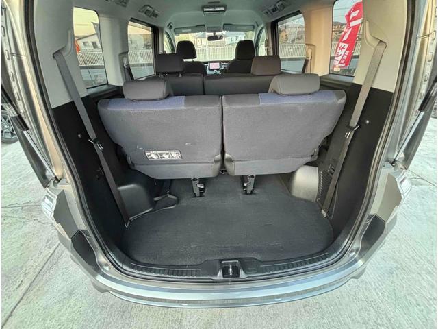 ステップワゴン スパーダＳ　Ｚ　ＨＤＤナビパッケージ　ＥＴＣ　バックカメラ　ナビ　ＴＶ　両側スライド・片側電動　ＨＩＤ　キーレスエントリー　電動格納ミラー　後席モニター　３列シート　ウォークスルー　ＡＴ　アルミホイール　ＣＤ　Ｂｌｕｅｔｏｏｔｈ（21枚目）