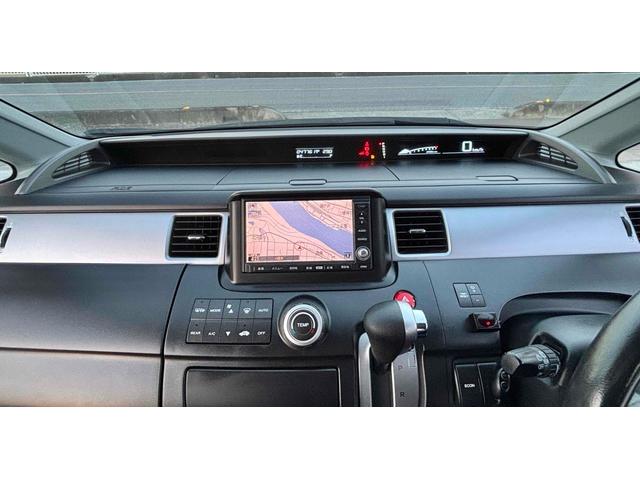 ステップワゴン スパーダＳ　Ｚ　ＨＤＤナビパッケージ　ＥＴＣ　バックカメラ　ナビ　ＴＶ　両側スライド・片側電動　ＨＩＤ　キーレスエントリー　電動格納ミラー　後席モニター　３列シート　ウォークスルー　ＡＴ　アルミホイール　ＣＤ　Ｂｌｕｅｔｏｏｔｈ（43枚目）