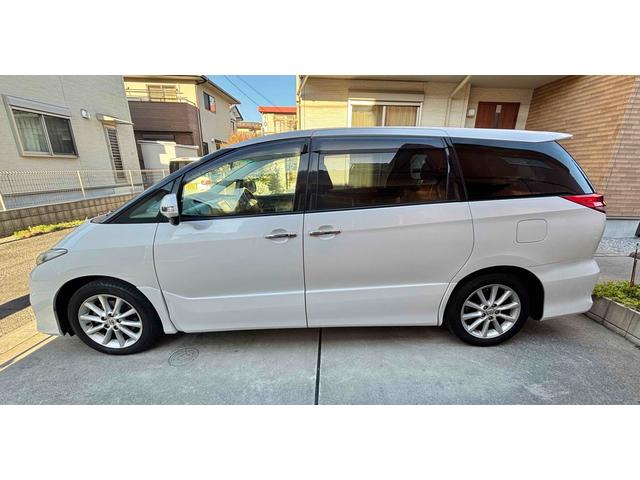 エスティマ ２．４アエラス　Ｇエディション　ＥＴＣ　バックカメラ　ナビ　ＴＶ　オートクルーズコントロール　両側電動スライドドア　ＨＩＤ　スマートキー　電動格納ミラー　後席モニター　３列シート　ウォークスルー　オットマン　ＣＶＴ　アルミホイール（8枚目）