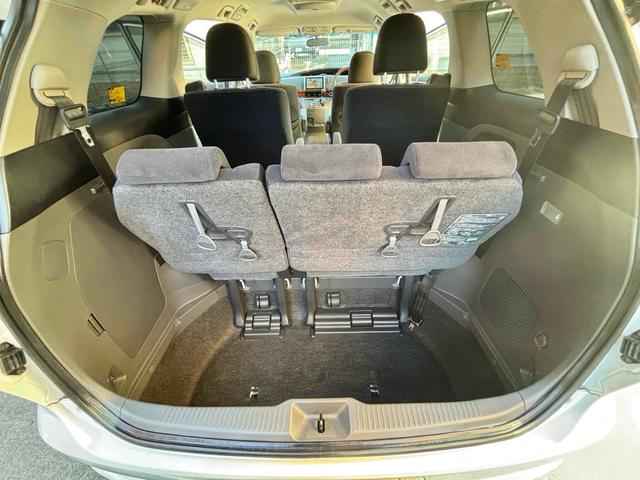 エスティマ ２．４アエラス　Ｇエディション　ＥＴＣ　バックカメラ　ナビ　ＴＶ　オートクルーズコントロール　両側電動スライドドア　ＨＩＤ　スマートキー　電動格納ミラー　後席モニター　３列シート　ウォークスルー　オットマン　ＣＶＴ　アルミホイール（20枚目）