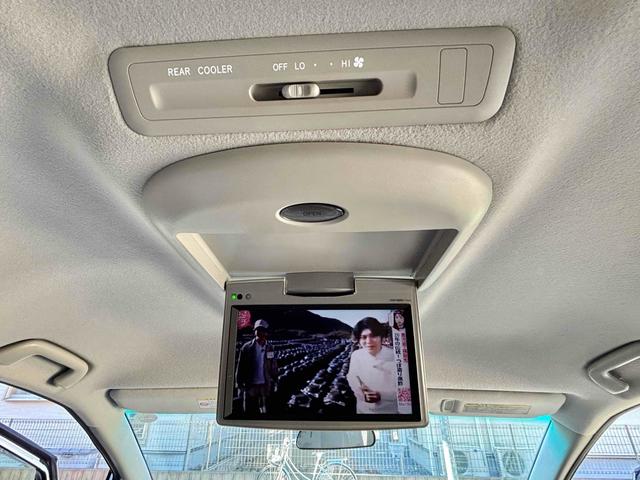エスティマ ２．４アエラス　Ｇエディション　ＥＴＣ　バックカメラ　ナビ　ＴＶ　オートクルーズコントロール　両側電動スライドドア　ＨＩＤ　スマートキー　電動格納ミラー　後席モニター　３列シート　ウォークスルー　オットマン　ＣＶＴ　アルミホイール（39枚目）