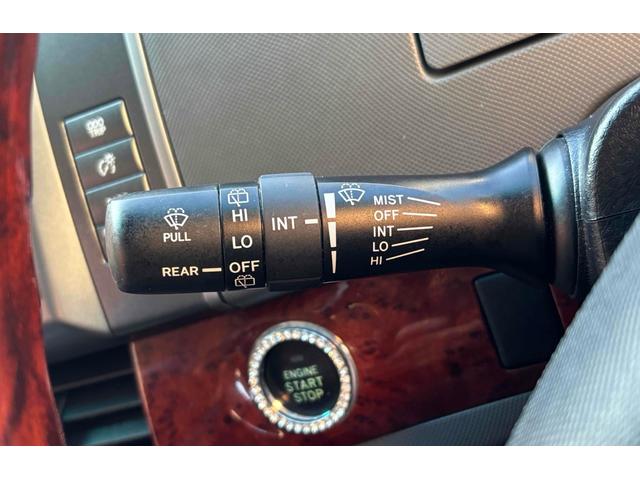 エスティマ ２．４アエラス　Ｇエディション　ＥＴＣ　バックカメラ　ナビ　ＴＶ　オートクルーズコントロール　両側電動スライドドア　ＨＩＤ　スマートキー　電動格納ミラー　後席モニター　３列シート　ウォークスルー　オットマン　ＣＶＴ　アルミホイール（49枚目）