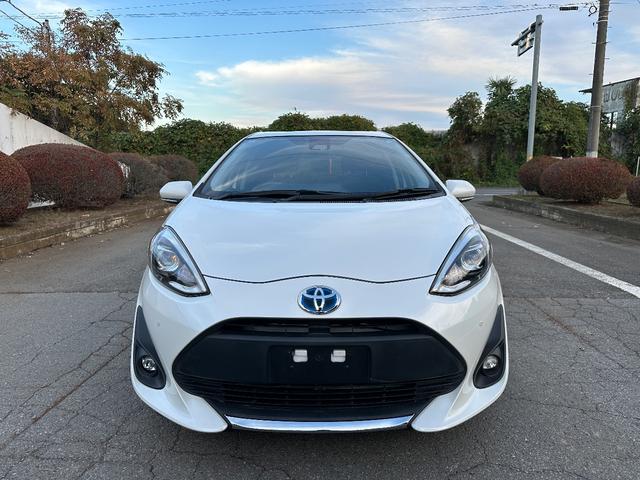 アクア G 誤発進抑制機能 セキュリティー デュアルエアバック I-STOP 衝突安全ボディ パワーウィンドウ ESC ATエアコン ABS パワーステアリング オートライト オートクルーズ 運転席エアバッグ(7枚目)