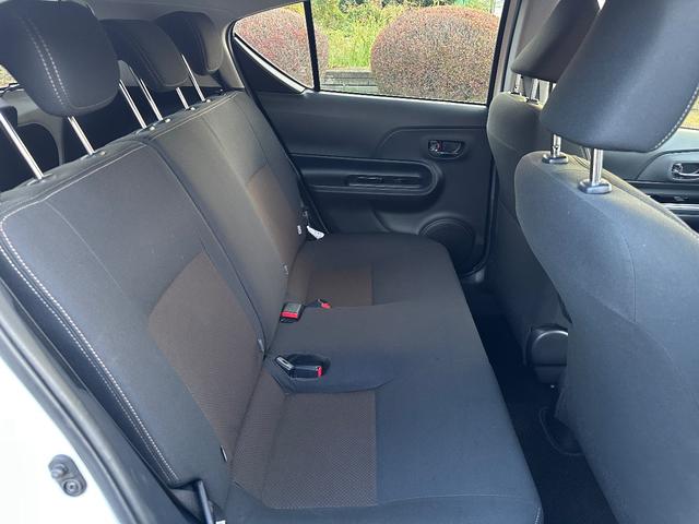 アクア G 誤発進抑制機能 セキュリティー デュアルエアバック I-STOP 衝突安全ボディ パワーウィンドウ ESC ATエアコン ABS パワーステアリング オートライト オートクルーズ 運転席エアバッグ(12枚目)