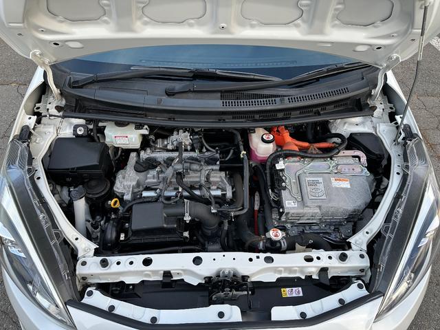 アクア G 誤発進抑制機能 セキュリティー デュアルエアバック I-STOP 衝突安全ボディ パワーウィンドウ ESC ATエアコン ABS パワーステアリング オートライト オートクルーズ 運転席エアバッグ(27枚目)