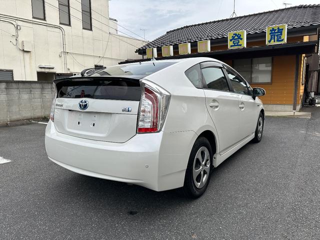 プリウス S アイドリングストップ搭載 インテリキー デュアルエアバック エアB イモビライザー AUTOエアコン 横スベリ防止 衝突安全ボディ ABS サイドエアバッグ パワーステアリング パワーウィンドウ(3枚目)