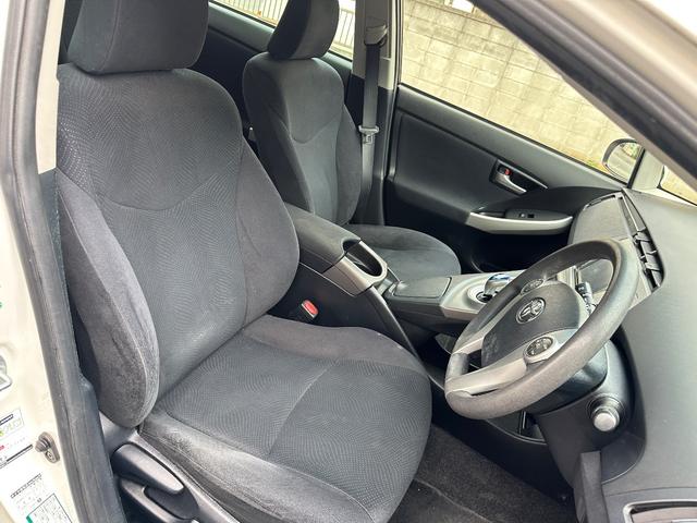 プリウス S アイドリングストップ搭載 インテリキー デュアルエアバック エアB イモビライザー AUTOエアコン 横スベリ防止 衝突安全ボディ ABS サイドエアバッグ パワーステアリング パワーウィンドウ(11枚目)