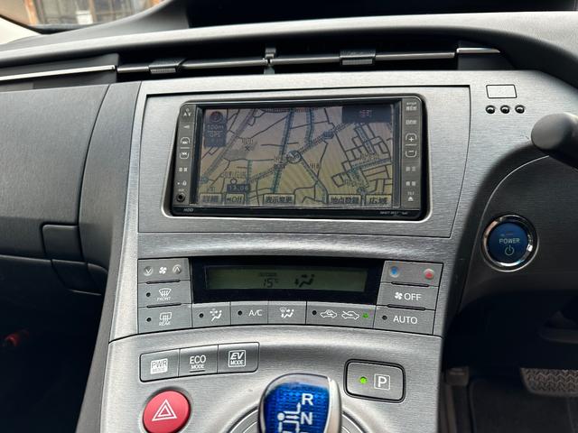 プリウス S アイドリングストップ搭載 インテリキー デュアルエアバック エアB イモビライザー AUTOエアコン 横スベリ防止 衝突安全ボディ ABS サイドエアバッグ パワーステアリング パワーウィンドウ(16枚目)