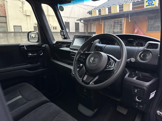 N-BOXカスタム L ホンダセンシング(10枚目)