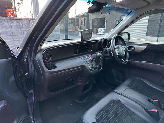 Ｎ－ＯＮＥ プレミアム　ツアラー　４ＷＤ（31枚目）