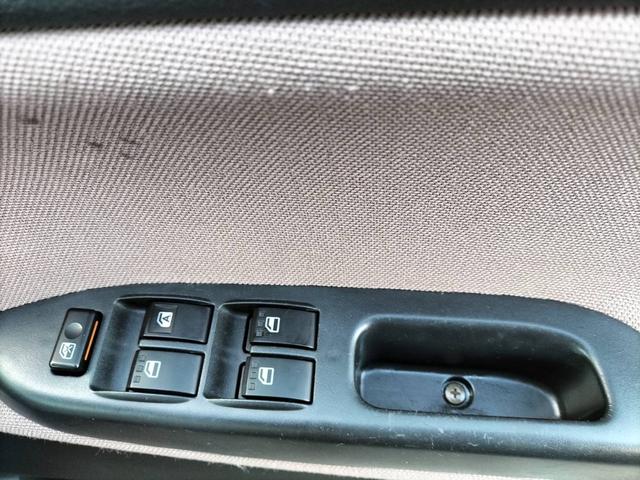 X ETC キーレスエントリー 電動格納ミラー AT 盗難防止システム ABS CD MD アルミホイール 衝突安全ボディ エアコン パワーステアリング ABS付 CDステレオ PS 衝撃安全ボディー(8枚目)