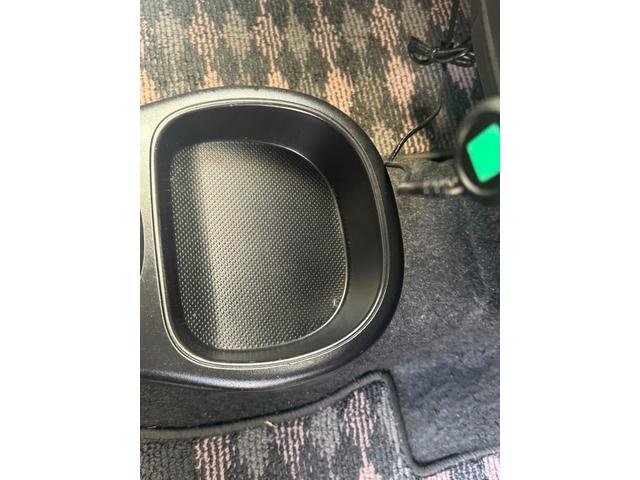 ミラジーノ Ｘ　キーレスエントリー　電動格納ミラー　ＡＴ　盗難防止システム　ＡＢＳ　ＣＤ　ＭＤ　アルミホイール　衝突安全ボディ　エアコン　パワーステアリング　パワーウィンドウ（21枚目）