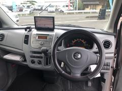 運転者にとっては日々使用することとなる運転席です。運転席が快適だと運転に集中することができますね。 2