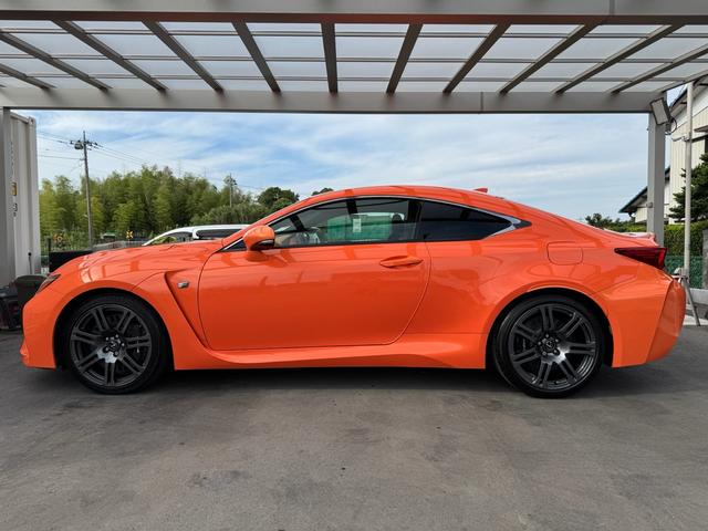 ＲＣ Ｆ ベースグレード　マークレビンソン　２０１６後期純正１９ＡＷ　ＢＳＭ　ＴＶＤ　記録簿　フルセグ　ナビ　ＢＬＵＥＴＯＯＴＨ　ＥＴＣ　本革シート（22枚目）