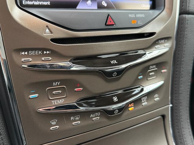 リンカーンＭＫＸ ベースグレード　記録簿　スペアキー　本革シート　サンルーフ　パワーリアゲート　前後シートヒーター　ＢＬＵＥＴＯＯＴＨ　ＥＴＣ（65枚目）