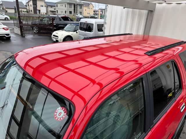 ハイラックスサーフ ＳＳＲ－Ｘ　ホワイトプレミアム　平成１４年車　全塗装済みレッド　リフトアップ　買取車　ナルディウッドハンドル　シートカバー　キーレス　フルセグ　ナビ　ＥＴＣ　記録簿（25枚目）