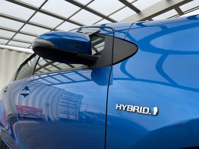 アクア Ｓ　買取車　ワンオーナー　車検令和９年１０月　スペアキー　記録簿　ナビ　フルセグ（走行中視聴可）　バックカメラ　ＥＴＣ　ＢＬＵＥＴＯＯＴＨ　純正バイザー（13枚目）