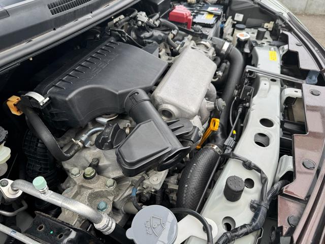 ノート アクシス　Ｖセレクション＋セーフティ　黒革シート　ドラレコ前後（コムテックＺＤＲ０３５）ＥＴＣ　エマブレ　車両逸脱警報　アイドリングストップ　ナビ　フルセグ　バックカメラ　ＤＩＧ－Ｓ　１５ＡＷ　ＬＥＤオートライト　記録簿　スペアキー（8枚目）