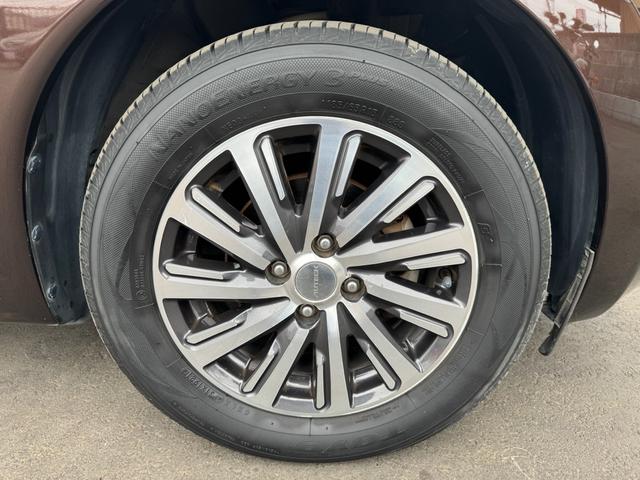 ノート アクシス　Ｖセレクション＋セーフティ　黒革シート　ドラレコ前後（コムテックＺＤＲ０３５）ＥＴＣ　エマブレ　車両逸脱警報　アイドリングストップ　ナビ　フルセグ　バックカメラ　ＤＩＧ－Ｓ　１５ＡＷ　ＬＥＤオートライト　記録簿　スペアキー（10枚目）