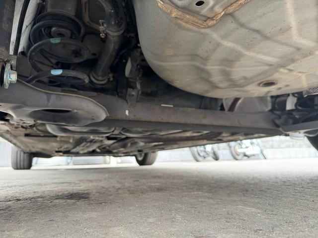 ノート アクシス　Ｖセレクション＋セーフティ　黒革シート　ドラレコ前後（コムテックＺＤＲ０３５）ＥＴＣ　エマブレ　車両逸脱警報　アイドリングストップ　ナビ　フルセグ　バックカメラ　ＤＩＧ－Ｓ　１５ＡＷ　ＬＥＤオートライト　記録簿　スペアキー（15枚目）