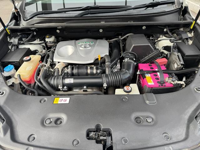 ハリアー プレミアム メタル アンド レザーパッケージ 買取車 モデリスタエアロ 記録簿 カードキー スペアキー フルセグ 走行中TV視聴 本革シート ナビ ETC 純正AW(7枚目)