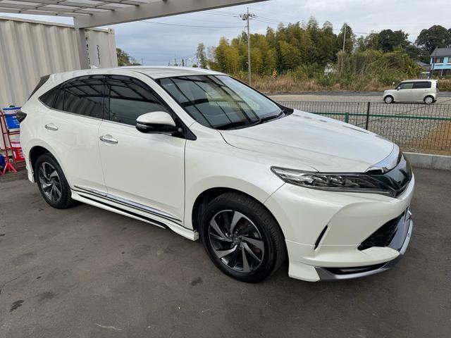 ハリアー プレミアム メタル アンド レザーパッケージ 買取車 モデリスタエアロ 記録簿 カードキー スペアキー フルセグ 走行中TV視聴 本革シート ナビ ETC 純正AW(18枚目)