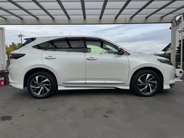 ハリアー プレミアム メタル アンド レザーパッケージ 買取車 モデリスタエアロ 記録簿 カードキー スペアキー フルセグ 走行中TV視聴 本革シート ナビ ETC 純正AW(27枚目)