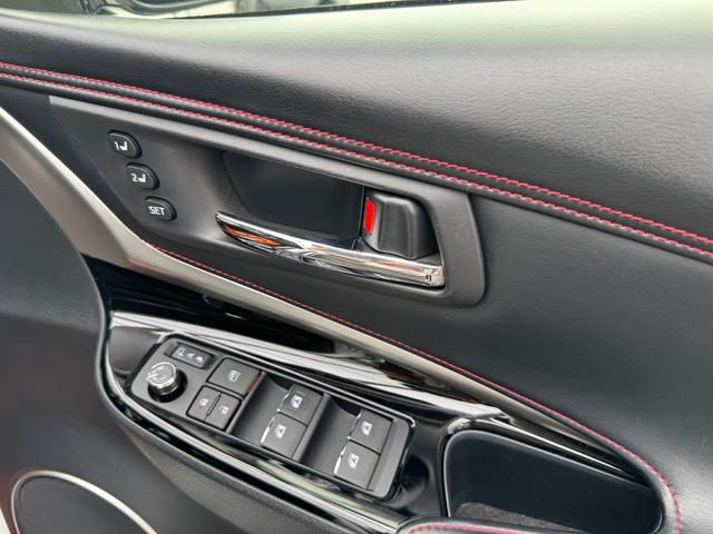 ハリアー プレミアム メタル アンド レザーパッケージ 買取車 モデリスタエアロ 記録簿 カードキー スペアキー フルセグ 走行中TV視聴 本革シート ナビ ETC 純正AW(42枚目)