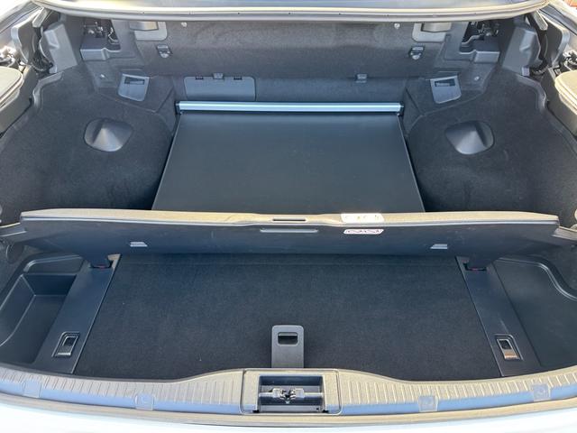 ＩＳ ＩＳ２５０Ｃ　バージョンＬ　平成２５年３月登録　ＴＯＭＳ２０インチＡＷ　赤革シート　クルーズコントロール　スペアキー　記録簿　ナビ　フルセグ　ＥＴＣ　バックカメラ　クリアランスソナー　ドラレコ（37枚目）