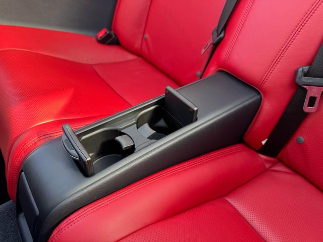 ＩＳ ＩＳ２５０Ｃ　バージョンＬ　平成２５年３月登録　ＴＯＭＳ２０インチＡＷ　赤革シート　クルーズコントロール　スペアキー　記録簿　ナビ　フルセグ　ＥＴＣ　バックカメラ　クリアランスソナー　ドラレコ（54枚目）