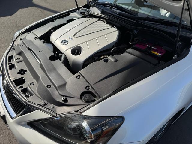 ＩＳ ＩＳ３５０Ｃ　黒革シート　記録簿　スペアキー　カードキー　純正アルミ　ナビ　フルセグ　バックカメラ　ＥＴＣ（6枚目）