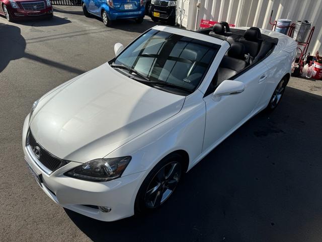 ＩＳ ＩＳ３５０Ｃ　黒革シート　記録簿　スペアキー　カードキー　純正アルミ　ナビ　フルセグ　バックカメラ　ＥＴＣ（19枚目）