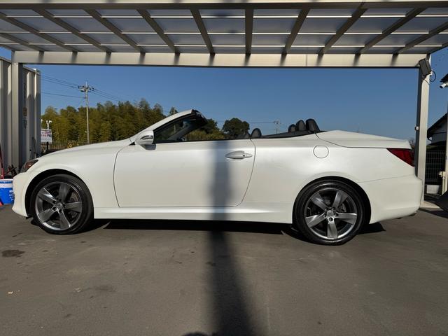 ＩＳ ＩＳ３５０Ｃ　黒革シート　記録簿　スペアキー　カードキー　純正アルミ　ナビ　フルセグ　バックカメラ　ＥＴＣ（26枚目）