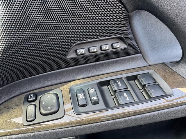 ＩＳ ＩＳ３５０Ｃ　黒革シート　記録簿　スペアキー　カードキー　純正アルミ　ナビ　フルセグ　バックカメラ　ＥＴＣ（48枚目）