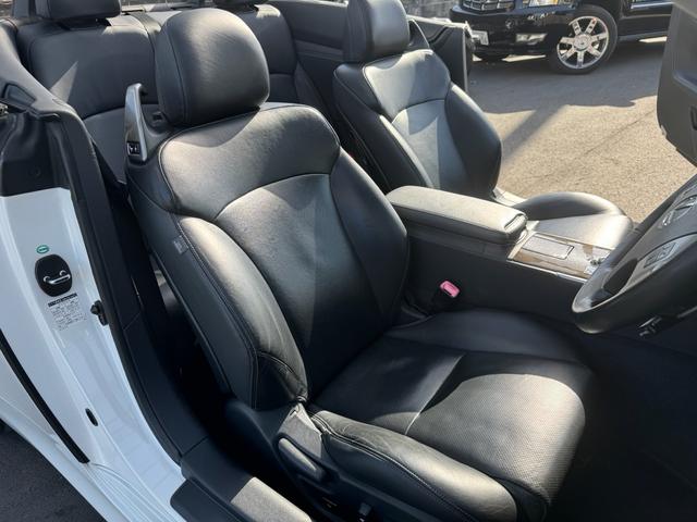 ＩＳ ＩＳ３５０Ｃ　黒革シート　記録簿　スペアキー　カードキー　純正アルミ　ナビ　フルセグ　バックカメラ　ＥＴＣ（52枚目）