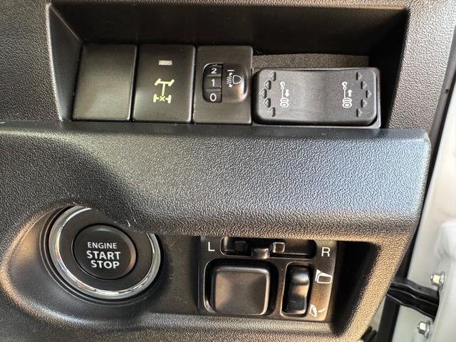 ジムニー 　ＧＩＧＥＡＲルーフラック　ディフェンダーグリル　ＭＥＴＡＬＲＯＣＫ１６インチホイール　ＷＡＲＮ電動ウインチＶＲ－Ｘ　ＷＩＬＤＧＯＯＳＥＲＶ４ウインチバンパー、マフラー　３インチリフトＦＲラテラル（41枚目）