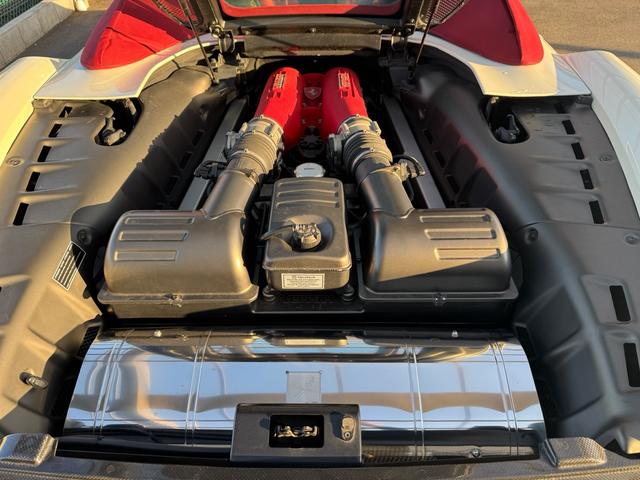 Ｆ４３０スパイダー 　デイトナシート　ディーラー車　パワークラフト可変マフラー　フォージドＡＷ　ローダウン　イエローレブカウンター　燃料ポンプ交換済　プロテクションフィルム　ディスプレイオーディオ　Ｂモニター　ドラレコ（9枚目）