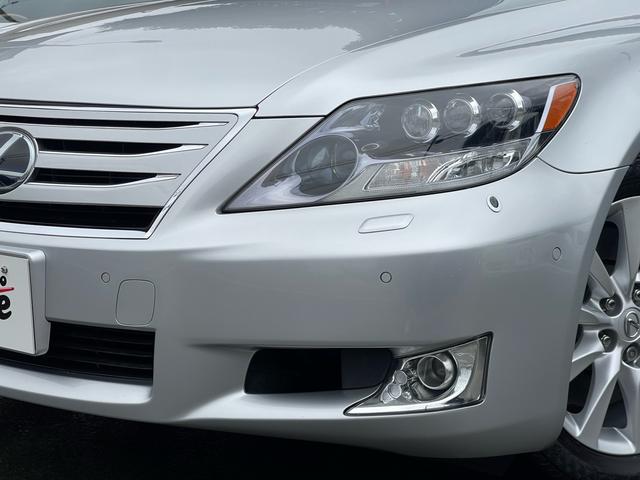 ＬＳ ＬＳ６００ｈＬ　マークレビンソン／サンルーフ／前後ソナー／電動ポール／純正ナビ／バックカメラ／黒革／エアシート／ヒーター／純正アルミ／パワートランク／全席イージークローズ／ＨＩＤ／ＥＴＣ／（5枚目）