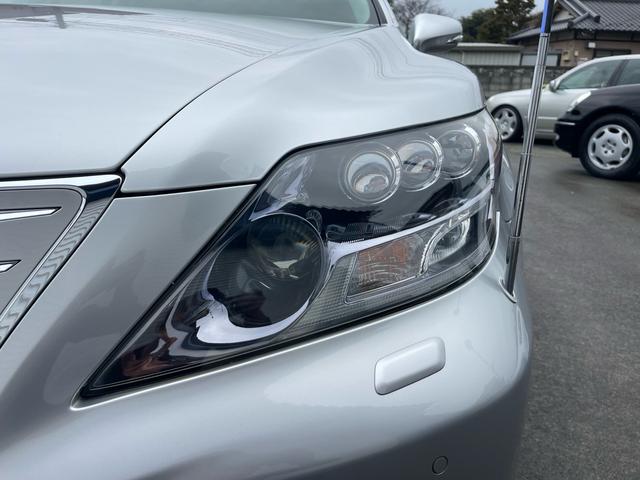 ＬＳ ＬＳ６００ｈＬ　マークレビンソン／サンルーフ／前後ソナー／電動ポール／純正ナビ／バックカメラ／黒革／エアシート／ヒーター／純正アルミ／パワートランク／全席イージークローズ／ＨＩＤ／ＥＴＣ／（48枚目）