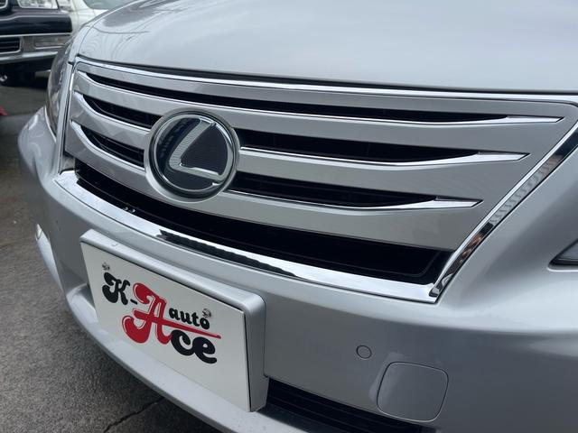 ＬＳ ＬＳ６００ｈＬ　マークレビンソン／サンルーフ／前後ソナー／電動ポール／純正ナビ／バックカメラ／黒革／エアシート／ヒーター／純正アルミ／パワートランク／全席イージークローズ／ＨＩＤ／ＥＴＣ／（49枚目）