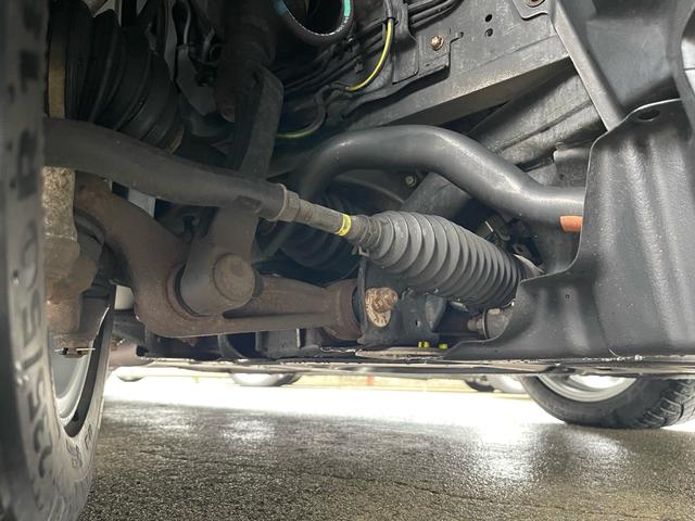 ＬＳ ＬＳ６００ｈＬ　マークレビンソン／サンルーフ／前後ソナー／電動ポール／純正ナビ／バックカメラ／黒革／エアシート／ヒーター／純正アルミ／パワートランク／全席イージークローズ／ＨＩＤ／ＥＴＣ／（70枚目）