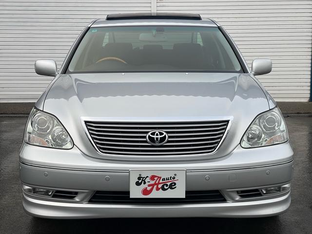 セルシオ C仕様 インテリアセレクション 純正エアロ/前後ソナー/サンルーフ/純正ナビ/バックカメラ/黒革/エアシート/ヒーター/スマートキー/HID/(2枚目)