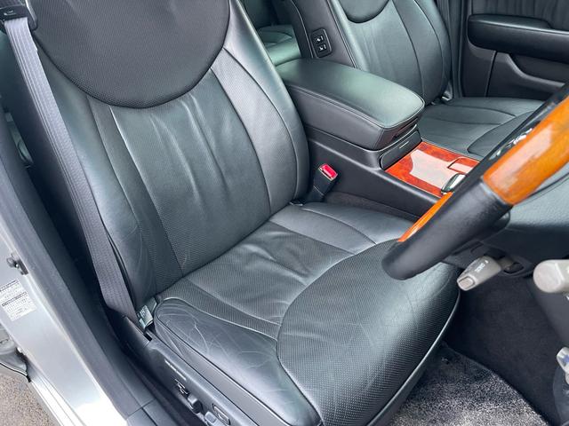 セルシオ C仕様 インテリアセレクション 純正エアロ/前後ソナー/サンルーフ/純正ナビ/バックカメラ/黒革/エアシート/ヒーター/スマートキー/HID/(22枚目)