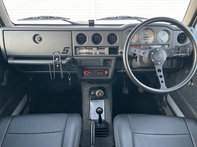 ジムニー ワイルドウインド リビルトエンジン載せ替え/2インチリフトアップ/社外バンパー/社外マフラー/タンクガード/社外16インチ/235/85/16/社外エアクリーナ/(17枚目)