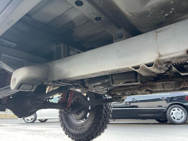 ジムニー ワイルドウインド リビルトエンジン載せ替え/2インチリフトアップ/社外バンパー/社外マフラー/タンクガード/社外16インチ/235/85/16/社外エアクリーナ/(45枚目)