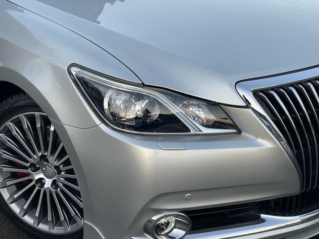 クラウンマジェスタ Ｆバージョン　イデアルエアサス／モデリスタエアロ／３６０°カメラ／前後ソナー／衝突軽減／黒革／エアシート／ヒーター／純正ナビ／純正アルミ／スマートキー／ＥＴＣ／（11枚目）