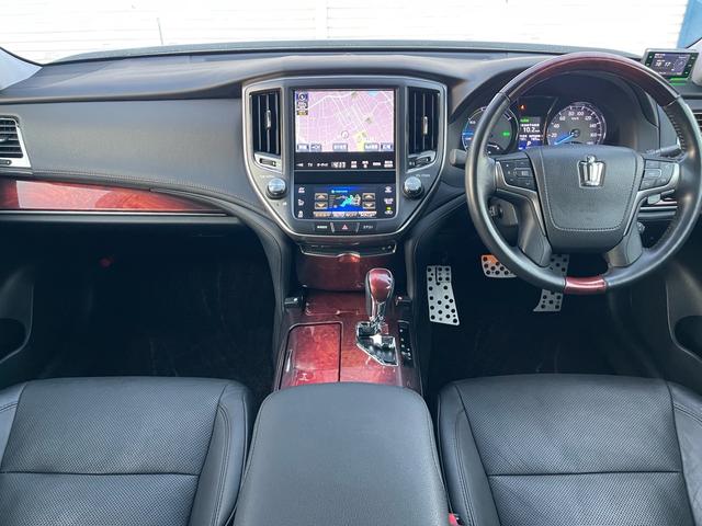 クラウンマジェスタ Ｆバージョン　イデアルエアサス／モデリスタエアロ／３６０°カメラ／前後ソナー／衝突軽減／黒革／エアシート／ヒーター／純正ナビ／純正アルミ／スマートキー／ＥＴＣ／（16枚目）