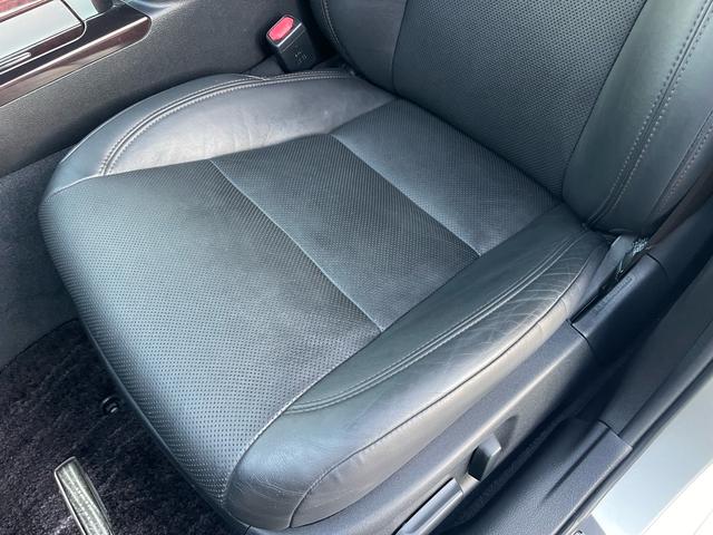 クラウンマジェスタ Ｆバージョン　イデアルエアサス／モデリスタエアロ／３６０°カメラ／前後ソナー／衝突軽減／黒革／エアシート／ヒーター／純正ナビ／純正アルミ／スマートキー／ＥＴＣ／（30枚目）