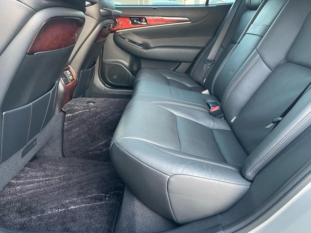 クラウンマジェスタ Ｆバージョン　イデアルエアサス／モデリスタエアロ／３６０°カメラ／前後ソナー／衝突軽減／黒革／エアシート／ヒーター／純正ナビ／純正アルミ／スマートキー／ＥＴＣ／（36枚目）